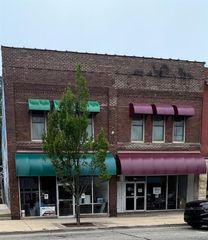 116 S Main Street, Leslie, MI 49251