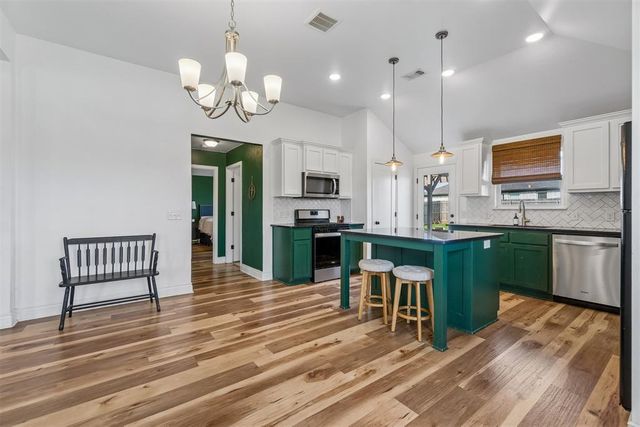 18609 Caballero Drive, Edmond, OK 73012