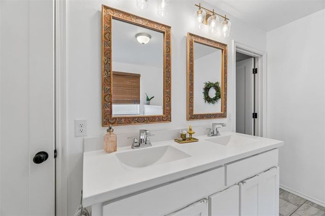 18609 Caballero Drive, Edmond, OK 73012