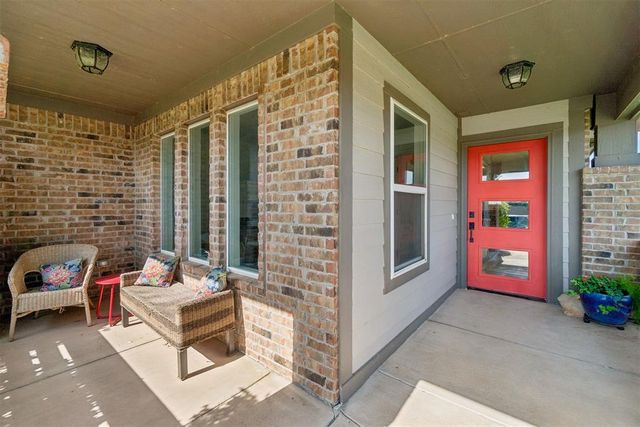 18609 Caballero Drive, Edmond, OK 73012