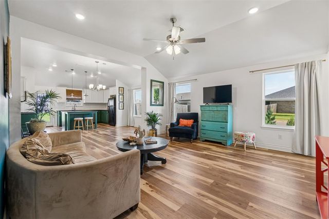 18609 Caballero Drive, Edmond, OK 73012