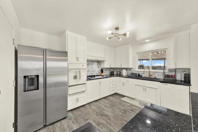 2843 Todd St, Oceanside, CA 92054