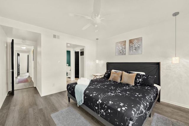 2843 Todd St, Oceanside, CA 92054