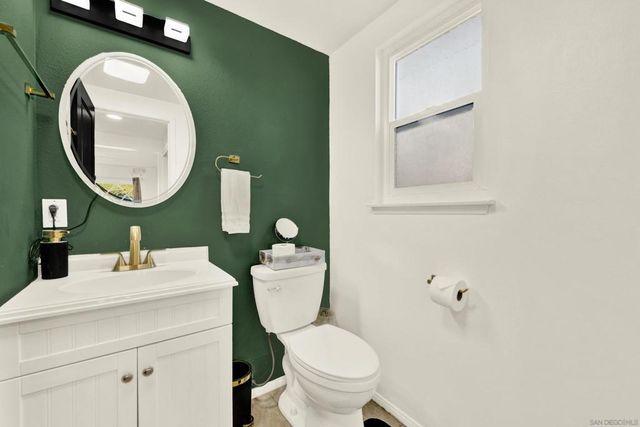 2843 Todd St, Oceanside, CA 92054