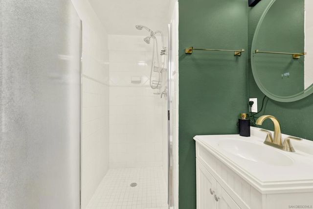 2843 Todd St, Oceanside, CA 92054