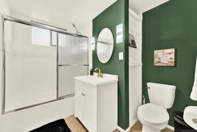 2843 Todd St, Oceanside, CA 92054