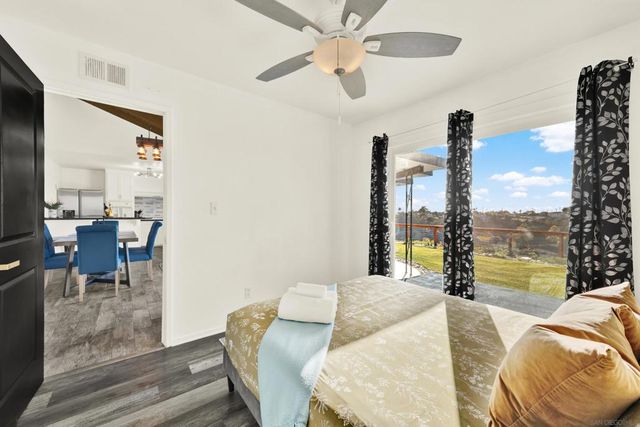 2843 Todd St, Oceanside, CA 92054