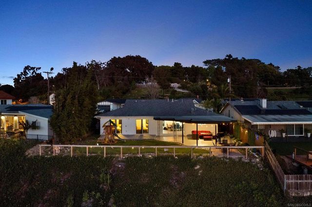 2843 Todd St, Oceanside, CA 92054