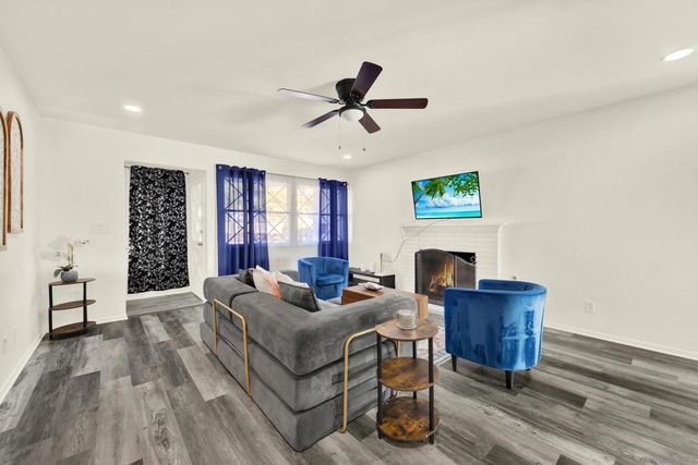 2843 Todd St, Oceanside, CA 92054