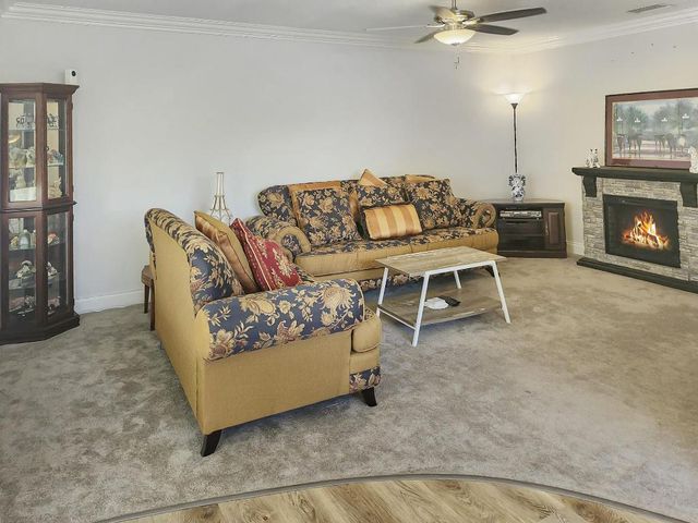 301 Farnham M 301, Deerfield Beach, FL 33442