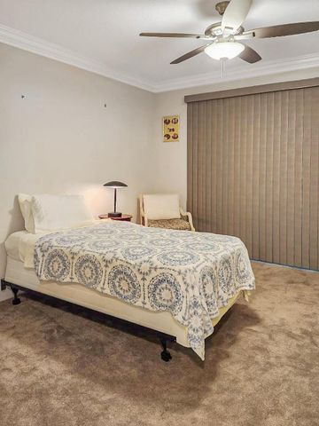 301 Farnham M 301, Deerfield Beach, FL 33442