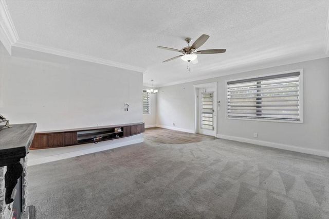 301 Farnham M 301, Deerfield Beach, FL 33442