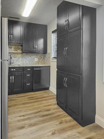 301 Farnham M 301, Deerfield Beach, FL 33442