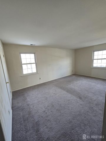 198 Sierra Court, Woodbridge Proper, NJ 07095