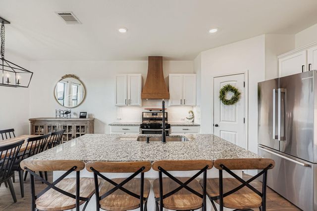 120 Mariners LNDG, Bastrop, TX 78602