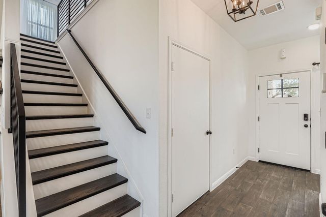 120 Mariners LNDG, Bastrop, TX 78602