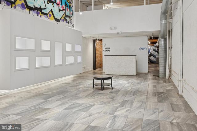 27 N 2ND ST, Philadelphia, PA 19106