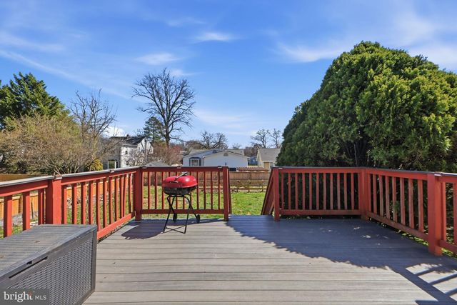 9501 49TH AVE, College Park, MD 20740