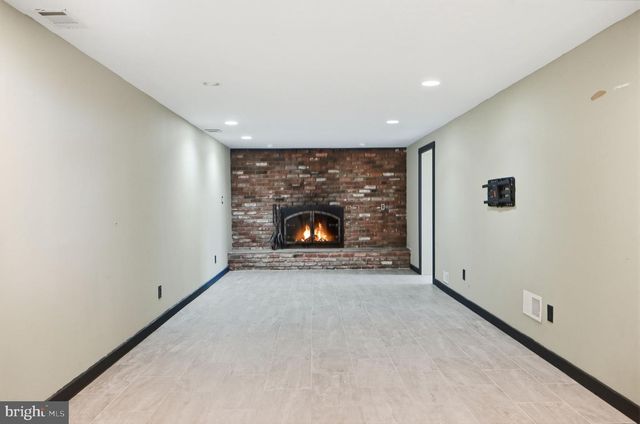 9501 49TH AVE, College Park, MD 20740