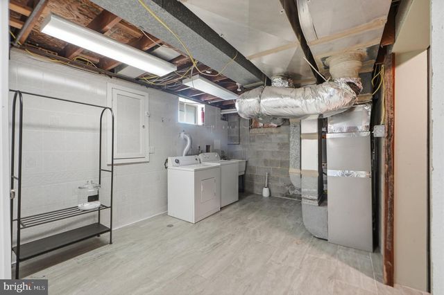 9501 49TH AVE, College Park, MD 20740