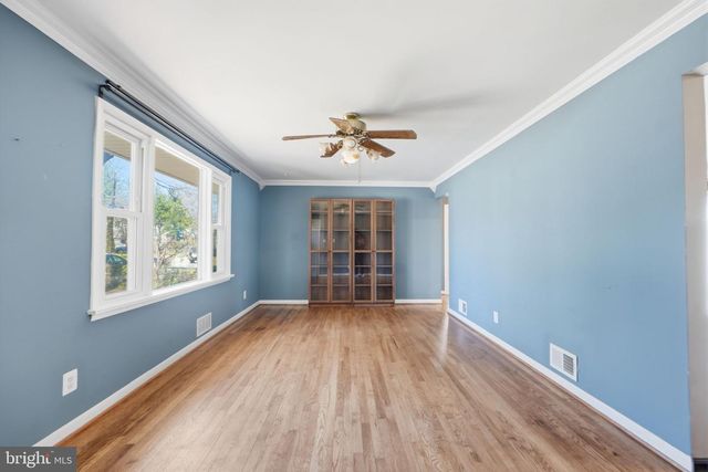 9501 49TH AVE, College Park, MD 20740