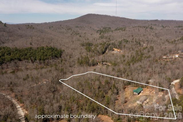 1064 Deer Chase Circle, Cedar Mountain, NC 28718