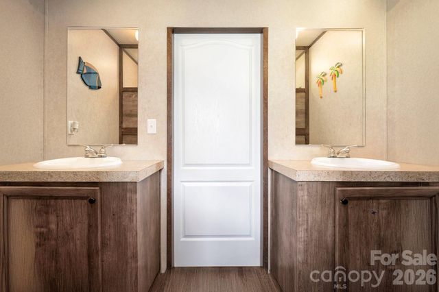 1064 Deer Chase Circle, Cedar Mountain, NC 28718