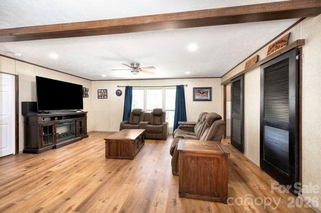 1064 Deer Chase Circle, Cedar Mountain, NC 28718