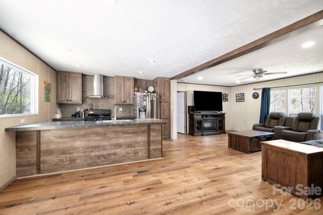 1064 Deer Chase Circle, Cedar Mountain, NC 28718