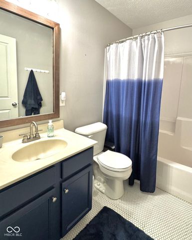 984 Bard Lane, Carmel, IN 46032