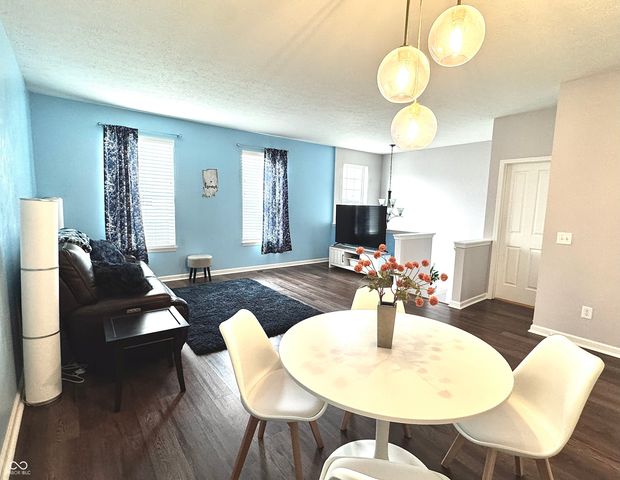 984 Bard Lane, Carmel, IN 46032