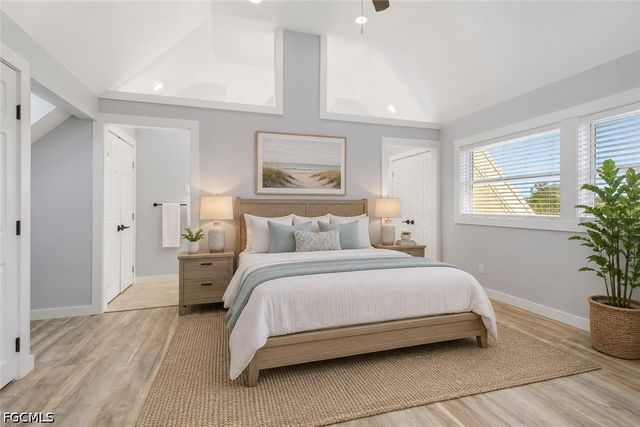 4452 Gulf Pines DR, Sanibel, FL 33957