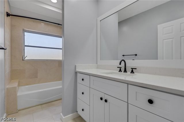 4452 Gulf Pines DR, Sanibel, FL 33957