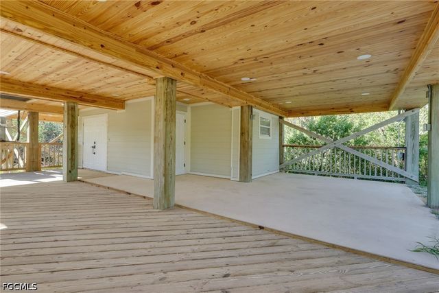 4452 Gulf Pines DR, Sanibel, FL 33957