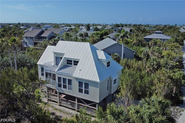 4452 Gulf Pines DR, Sanibel, FL 33957