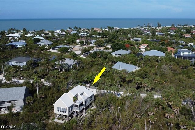 4452 Gulf Pines DR, Sanibel, FL 33957