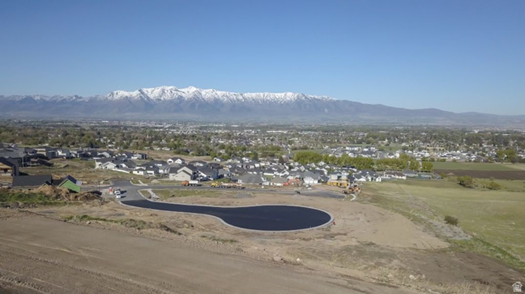 Image 9 of property listing at 559 N SHORELINE DR # 58, Providence, UT 84332