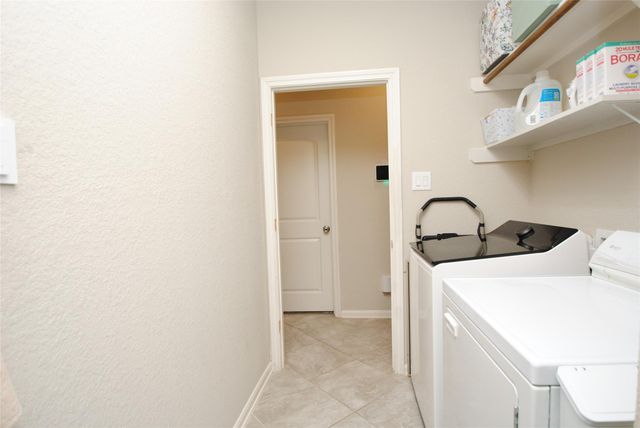 1527 Giles Drive, Richmond, TX 77406