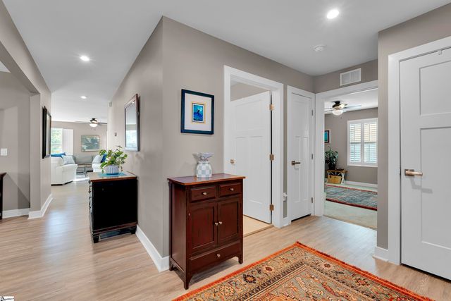 2258 Hemming Way, Boiling Springs, SC 29316