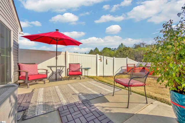 2258 Hemming Way, Boiling Springs, SC 29316