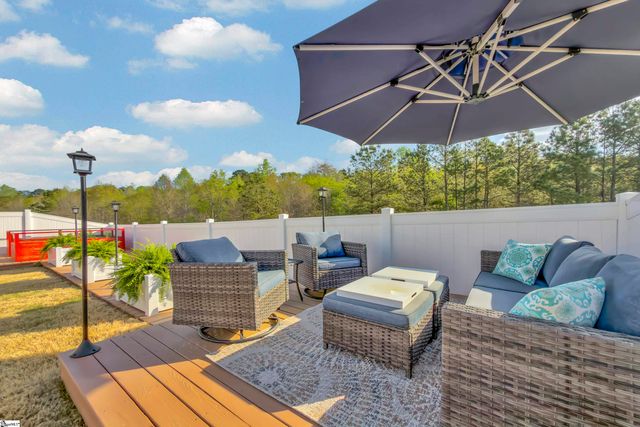 2258 Hemming Way, Boiling Springs, SC 29316