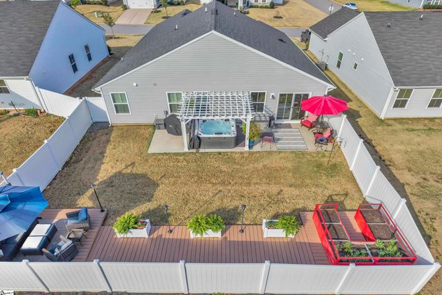 2258 Hemming Way, Boiling Springs, SC 29316