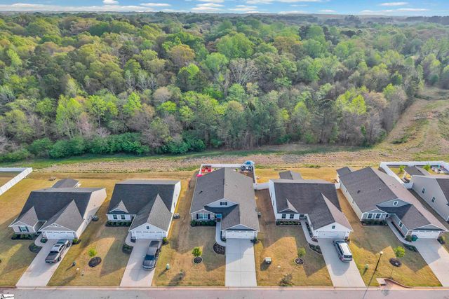 2258 Hemming Way, Boiling Springs, SC 29316