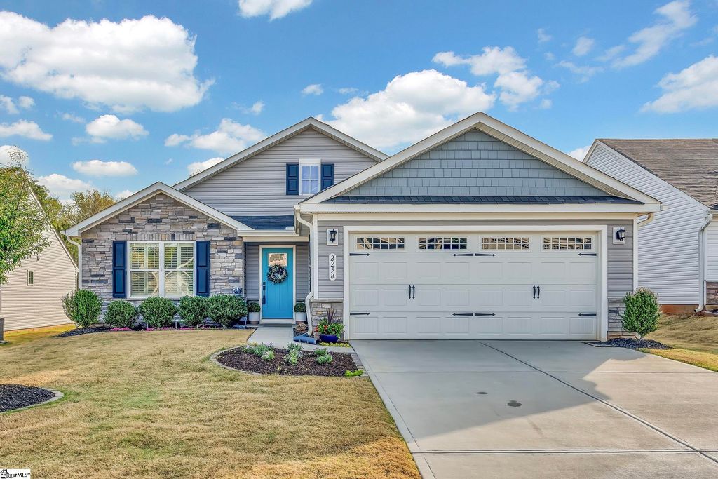 2258 Hemming Way, Boiling Springs, SC 29316