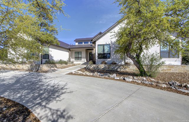 1319 Via Principale, New Braunfels, TX 78132