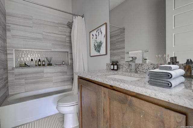 1319 Via Principale, New Braunfels, TX 78132