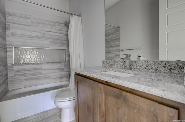 1319 Via Principale, New Braunfels, TX 78132