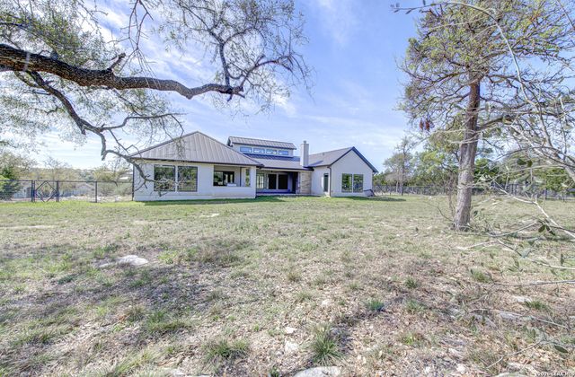 1319 Via Principale, New Braunfels, TX 78132