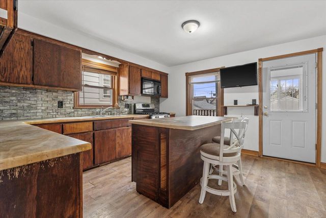 2053 S 25th STREET, Milwaukee, WI 53204