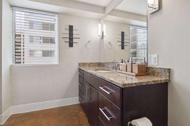 800 Brazos ST 803, Austin, TX 78701